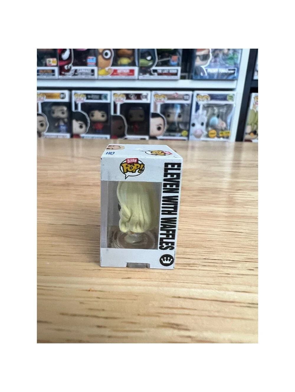RARE CHASE BITTY Eleven w/ Waffles & Wig Stranger Things 1-Inch Funko Pop #421